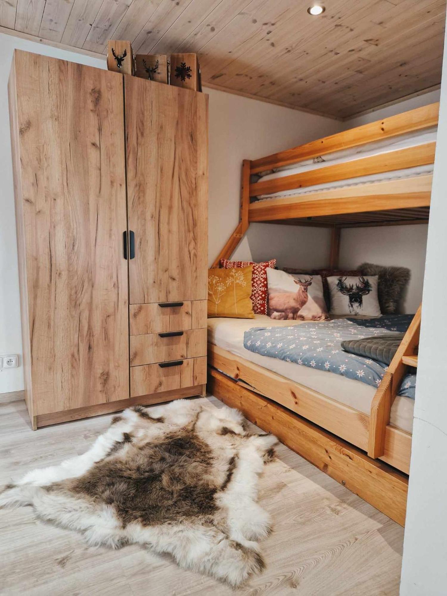 Chata Jeleni Drevenice S Vlastni Virivkou Horni Halze Extérieur photo
